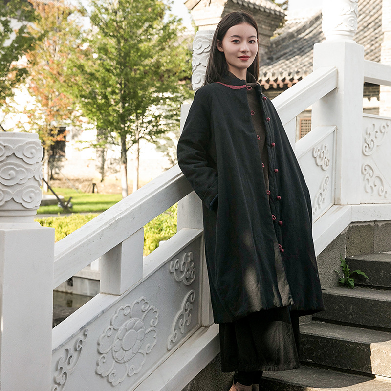 2023 Winter Neue Vintage Chinesischen Stil Vertikale Kragen Chinesischen Stil Kontrast Farbe Platte Schnalle Mittellange Baumwolle gefütterte Jacke Leinen Lose Baumwolle-pad_voghion.com