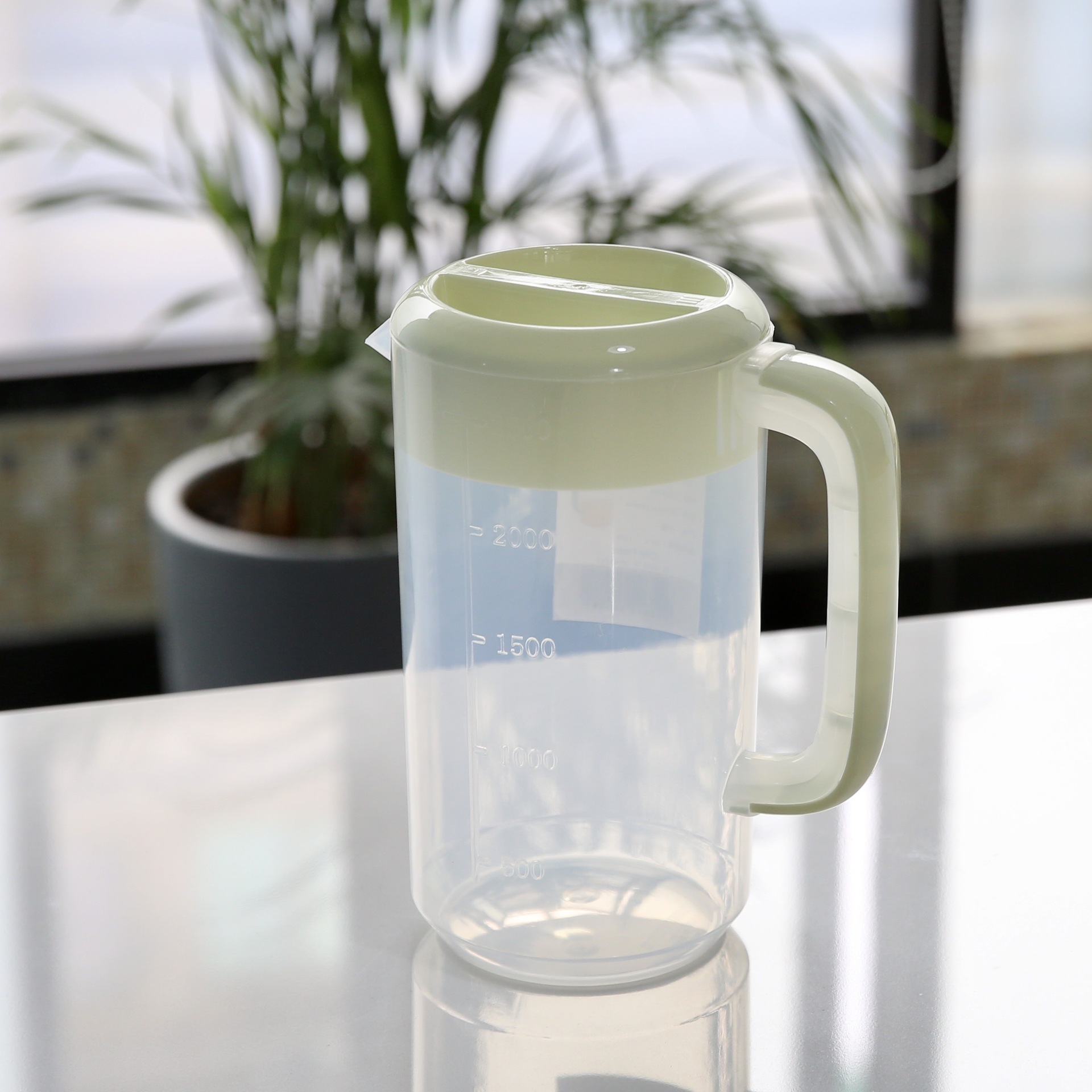 Cold Kettle with Scale Large Capacity Cold Kettle with Lid Ice Kettle Cold Kettle with Large Capacity Water Measuring Cup