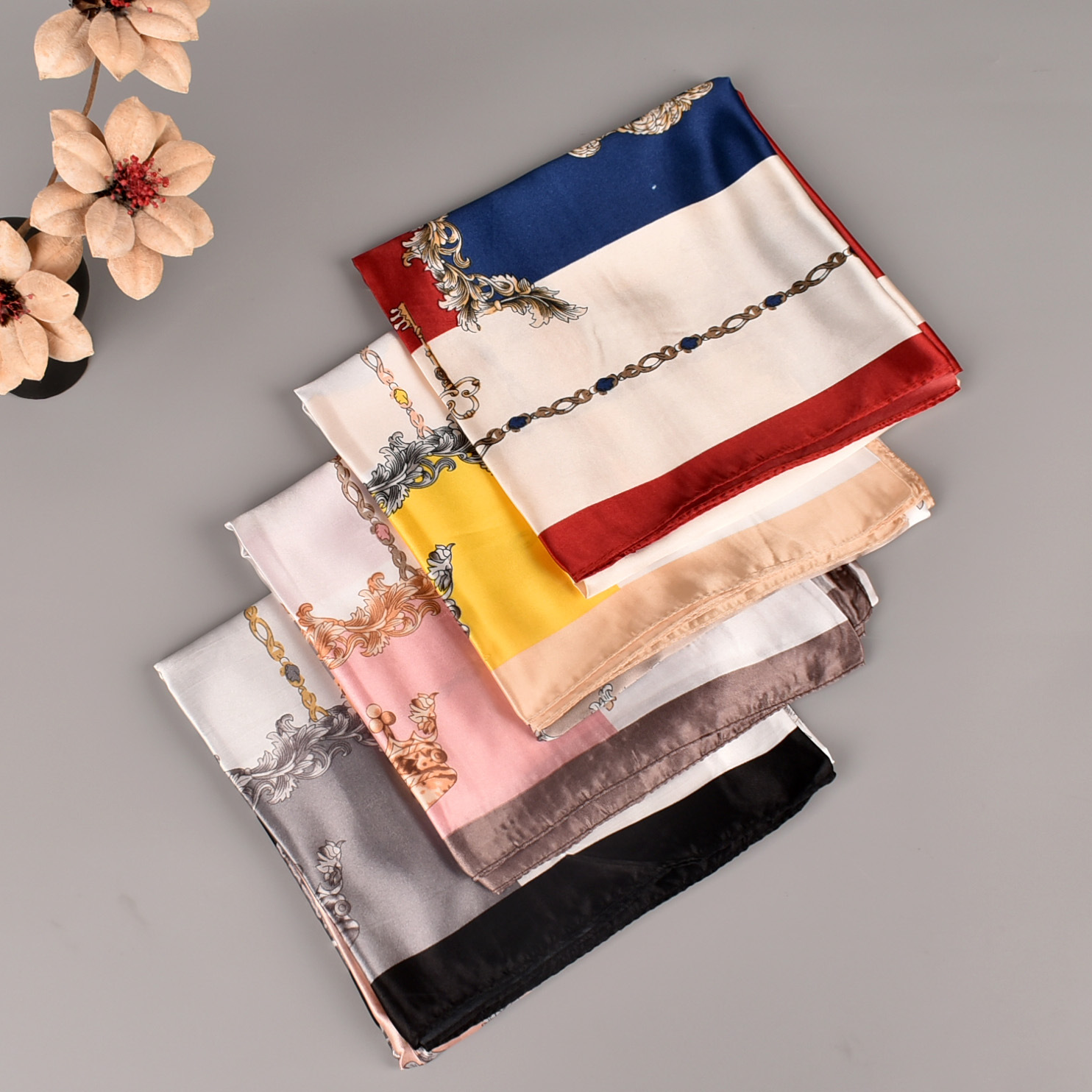 Autumn and winter hot sale silk chain 90 printed silk scarf large square scarf scarf wholesale scarf