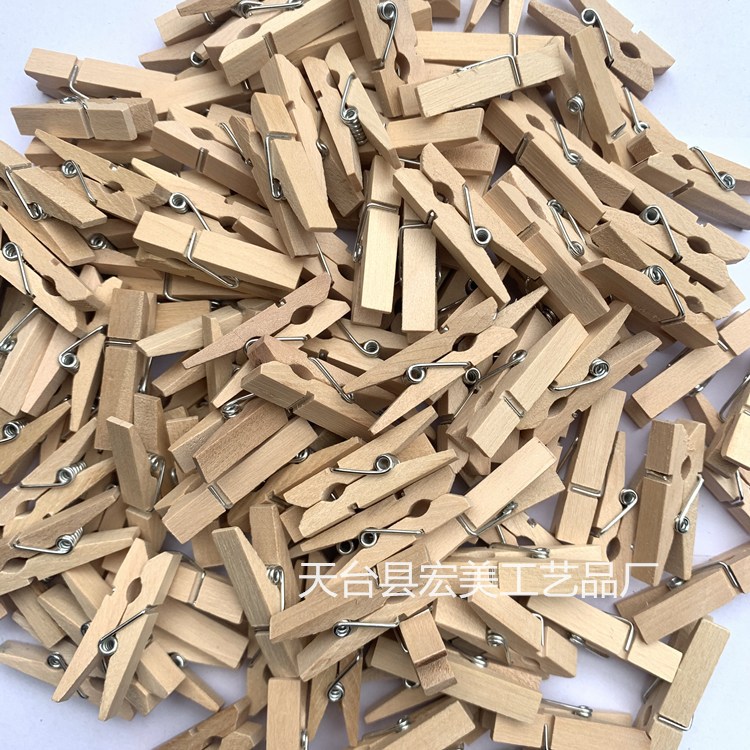 Factory direct 2.5/3.0/3.5/4.5/7.2DIY decorative photos small wooden clip log color environmental protection wooden clothes clip
