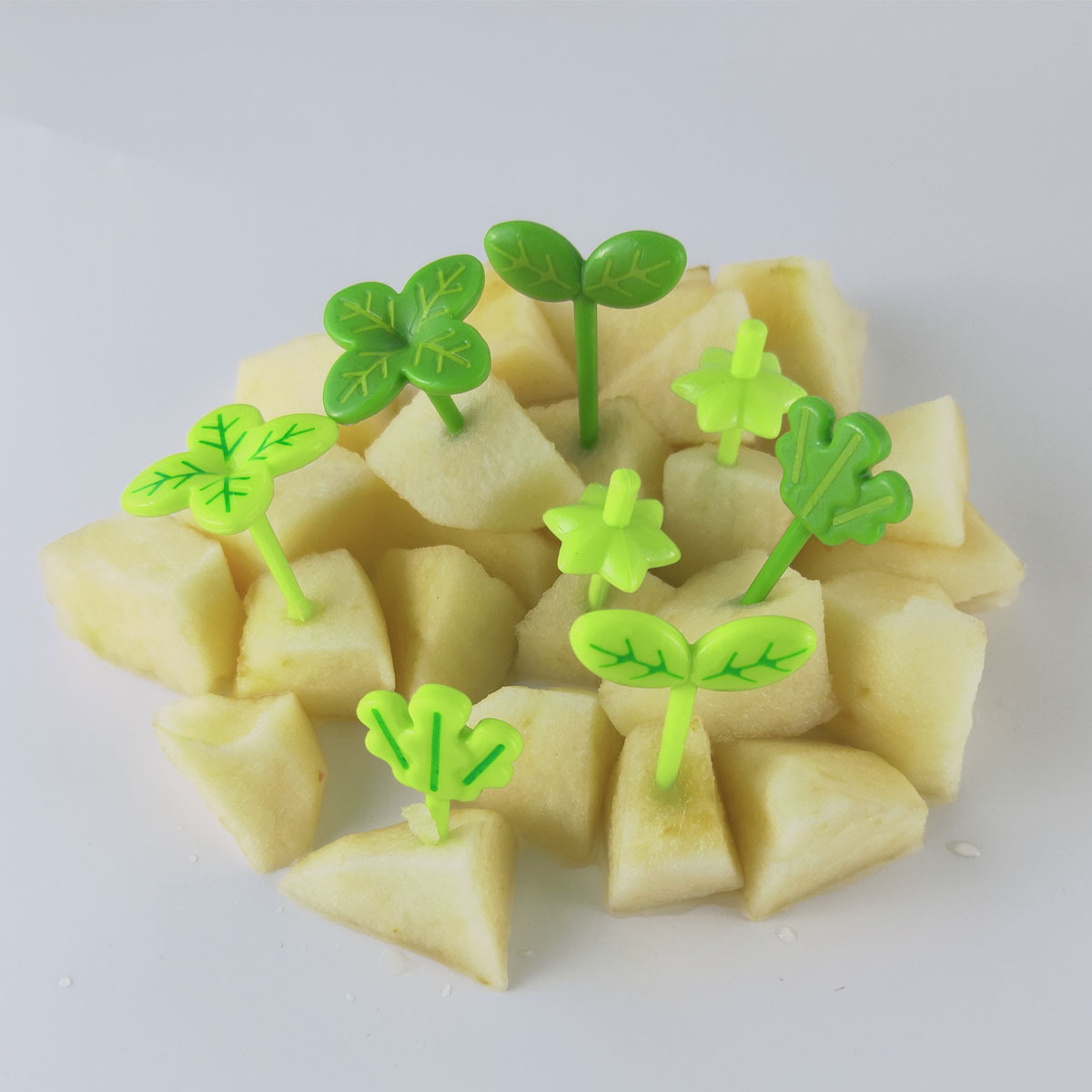 Новый продукт! Четырехлистный Клевер пластиковая фруктовая палочка детская бенто палочка вилка для фруктов в японском стиле 8 штук