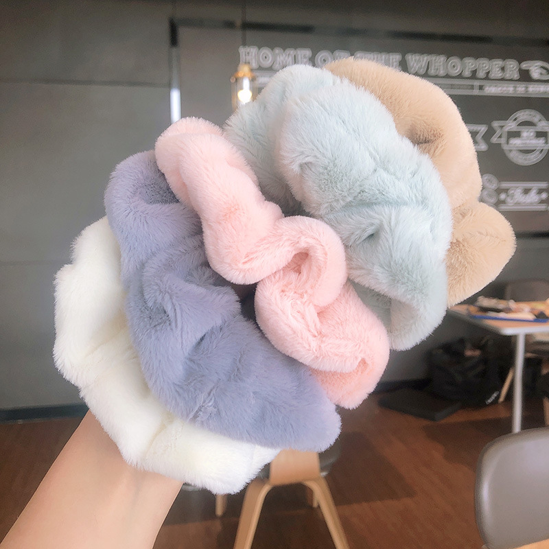 New plush large intestine ring Korean version of cream solid color autumn and winter plush fat intestine ring girl small fresh pig large intestine hair ring