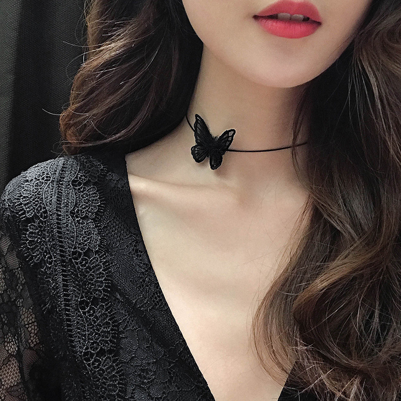 項鍊女鎖骨鏈小眾設計網紅蝴蝶項鍊短款黑色頸鏈項圈choker個性仙