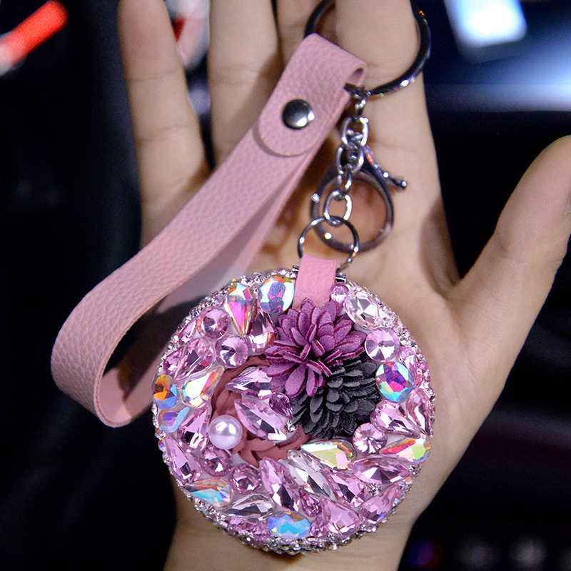 Ladies' High-End Creative Car Interior Accessory, Crystal Keychain with Leather Clip and Cord