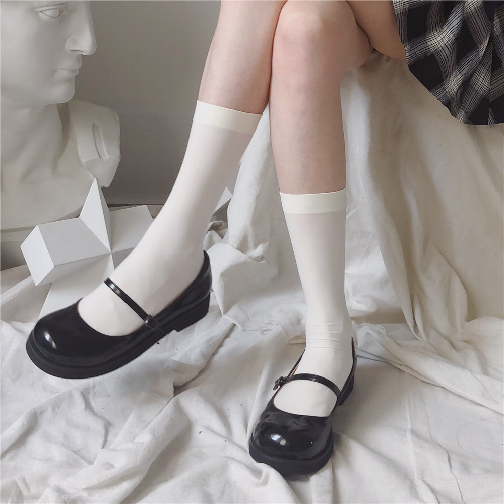 Four seasons can wear calf socks jk black and white tube over the knee and knee socks stockings not through the flesh velvet