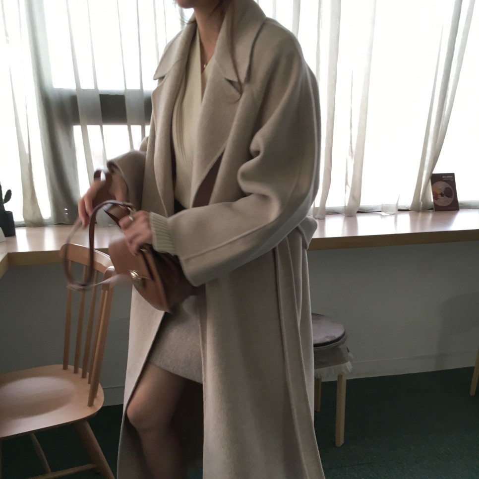 Doppelseitiger Kaschmirmantel für Damen 2023 Neuer kleiner mittellanger Herbst- und Wintermantel mit elegantem High-End-Wollmantel_voghion.com