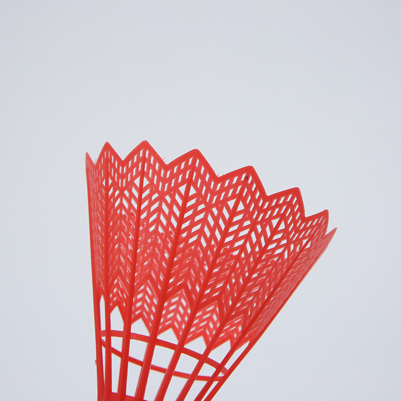 In stock supply windproof and durable badminton 6 PCs nylon student plastic color training badminton durable