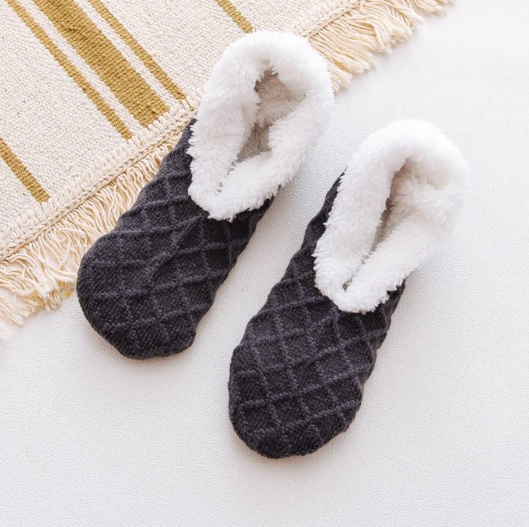 2 par höst- och vinterstrumpor fleece lammfleece enfärgade golvstrumpor söta varma kvinnor förtjockade strumpor set månsockor_voghion.com