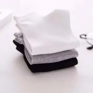 Men's socks solid color boat socks breathable Sports women's socks Joker casual sweat absorbent summer thin low short tube socks wholesale