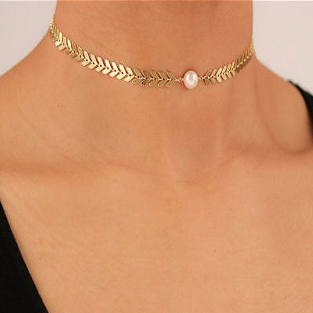 2020 European and American cross-border necklace personalized simple European style trendy necklace Fishbone pearl pendant simple clavicle chain