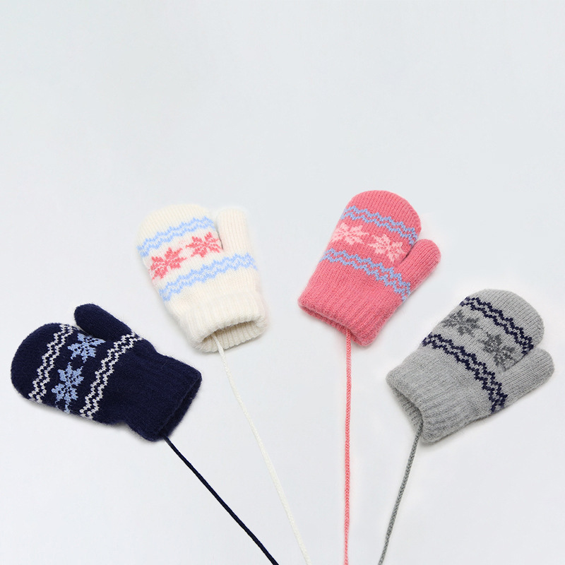 Spot small snowflake children's gloves winter alpaca wool padded warm neck hanging gloves baby gloves wholesale