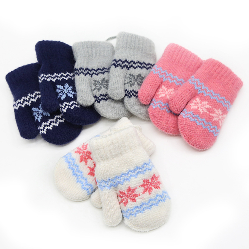 Spot small snowflake children's gloves winter alpaca wool padded warm neck hanging gloves baby gloves wholesale