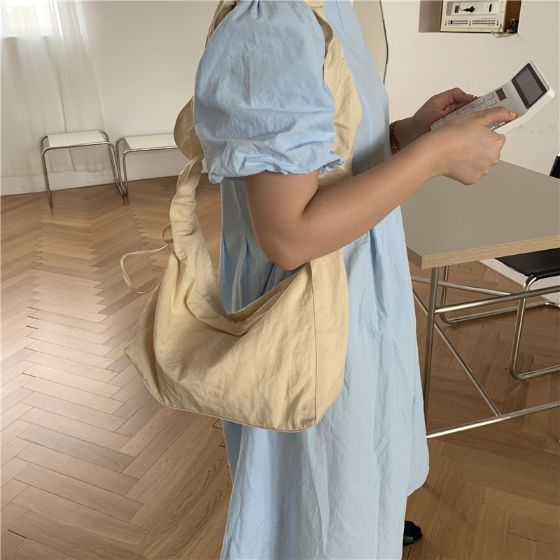 Canvas Bag Women's Korean-style Single-shoulder Pleated Drawstring Canvas Bag Small Fresh Artistic Solid Color Portable Crossbody Casual Women's Bag_voghion.com