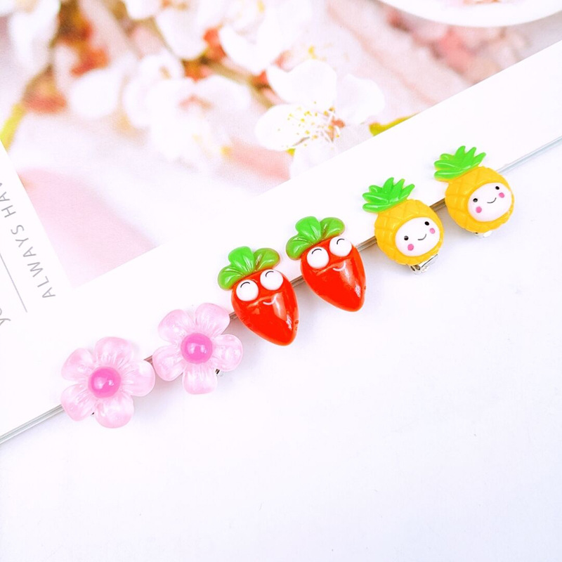 Korean version of cute children's ear clip cartoon no ear hole earrings painless ear false earrings Manufacturers 2 yuan Shop Wholesale