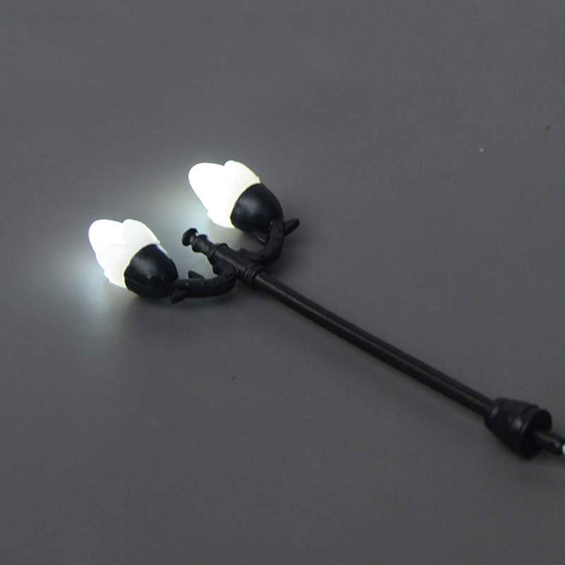 Micro landscape mini street lamp model plastic single double head garden lamp building sand table lighting scene handmade material 3v