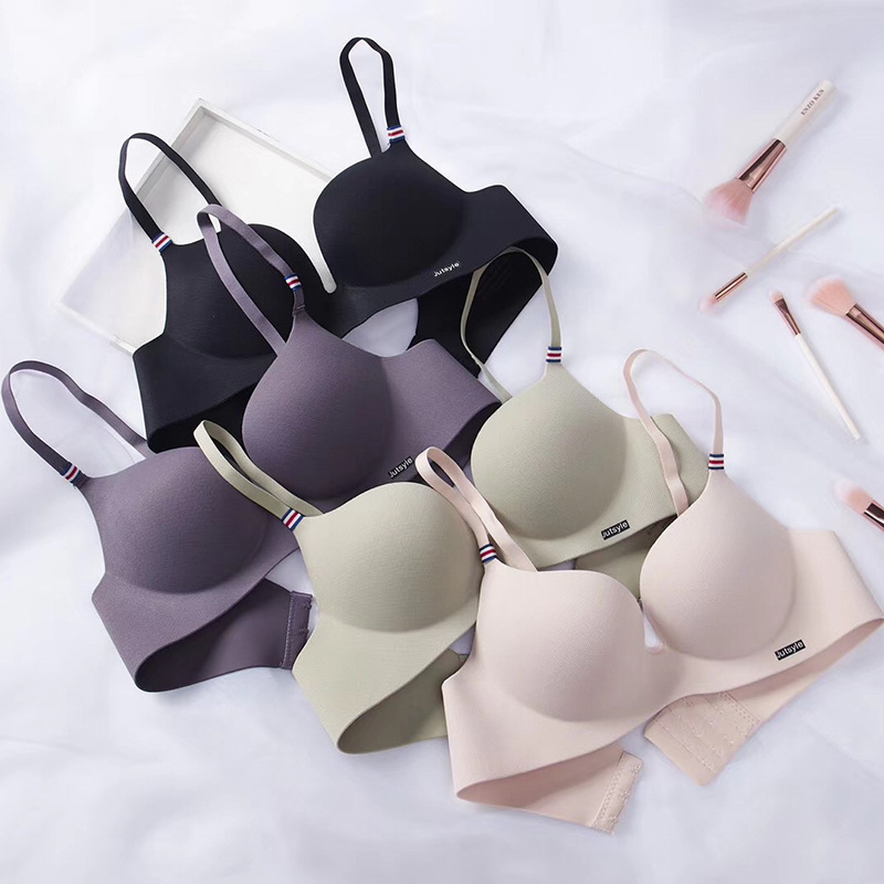 爆発的なフランスのシンプルな英倫氷糸ブラジャーの一枚の厚いカップの少女は、スチールリングのない女性の下着を集めています|undefined