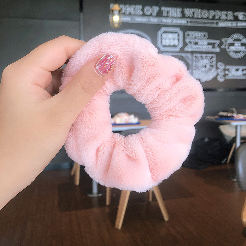 New plush large intestine ring Korean version of cream solid color autumn and winter plush fat intestine ring girl small fresh pig large intestine hair ring