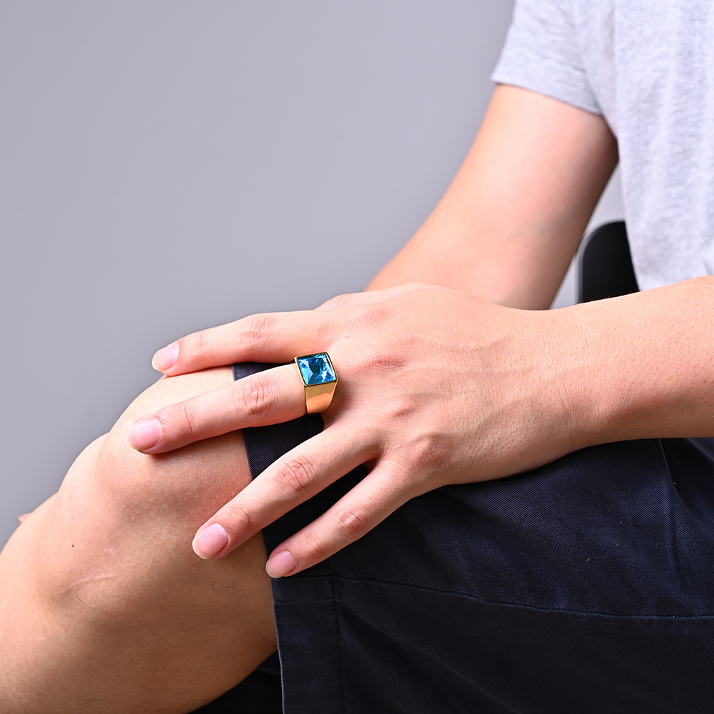 New domineering titanium steel casting ring stainless steel gem ring fashion personality Dongguan origin foreign trade supply