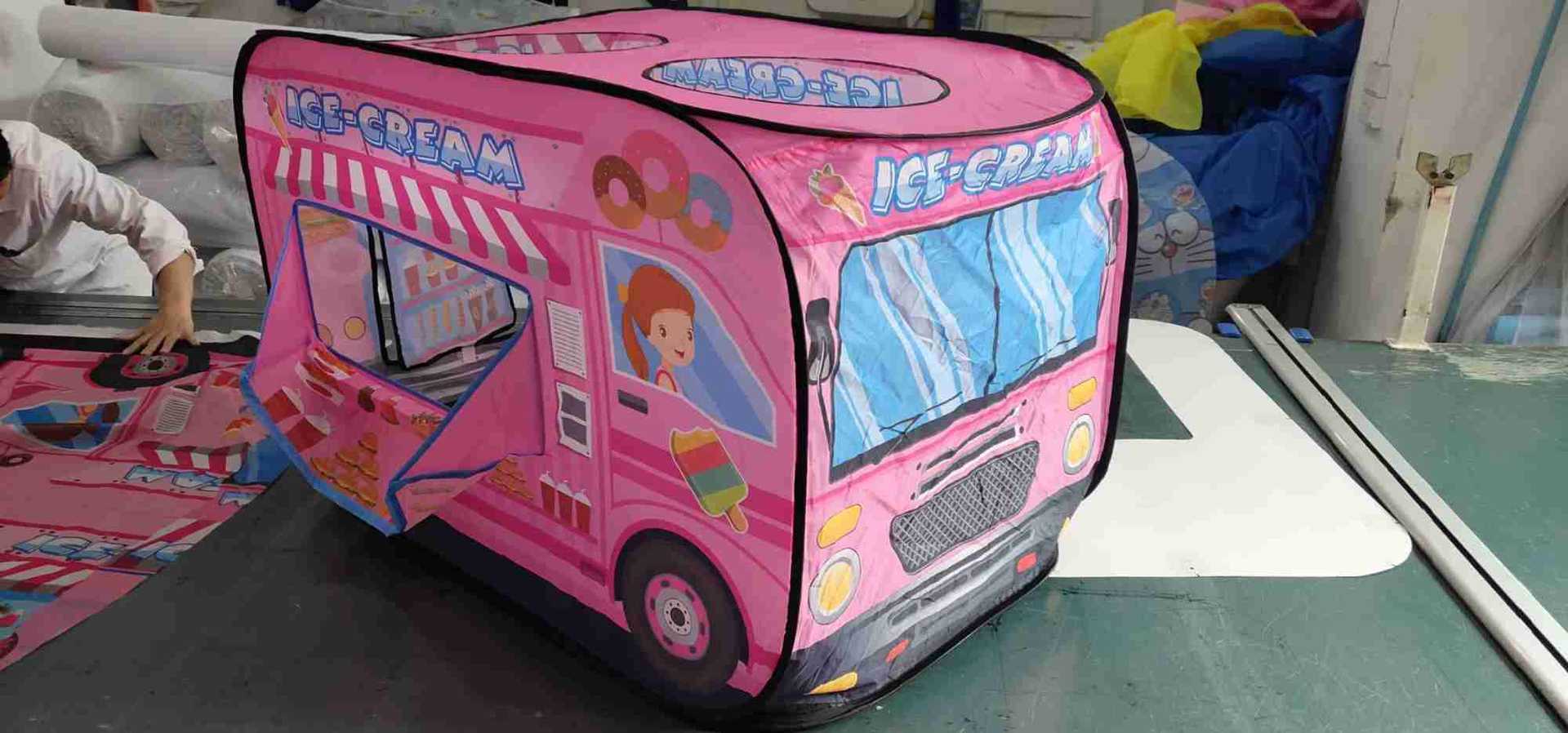 Children's Tent Bus Bus Public Fire Truck Police School Bus Ice Cream Shop Dessert House Game House Tourist Meal