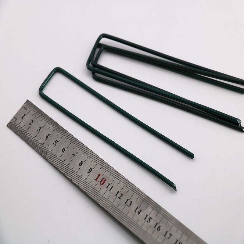 Spot green landscape nail green paint spray metal U-shaped nail green turf nail green lawn nail