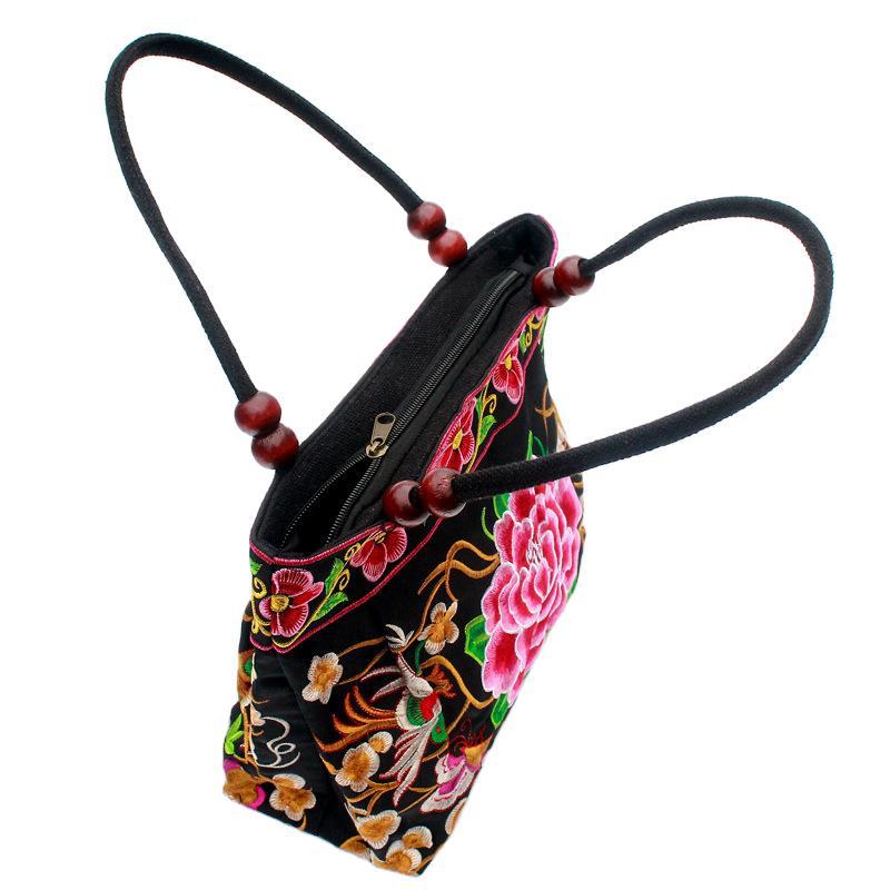 Yunnan Ethnic Style Embroidery Bag Embroidery Handbag for Middle-aged and Elderly Mummy Bag Folk Embroidery Wooden Bead Lace Bag