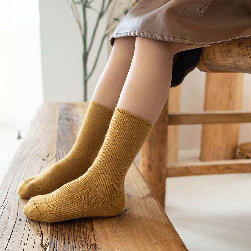 Children's autumn and winter mid-length stockings wool socks double needle strip retro solid color boys and girls pile socks warm socks Korean style