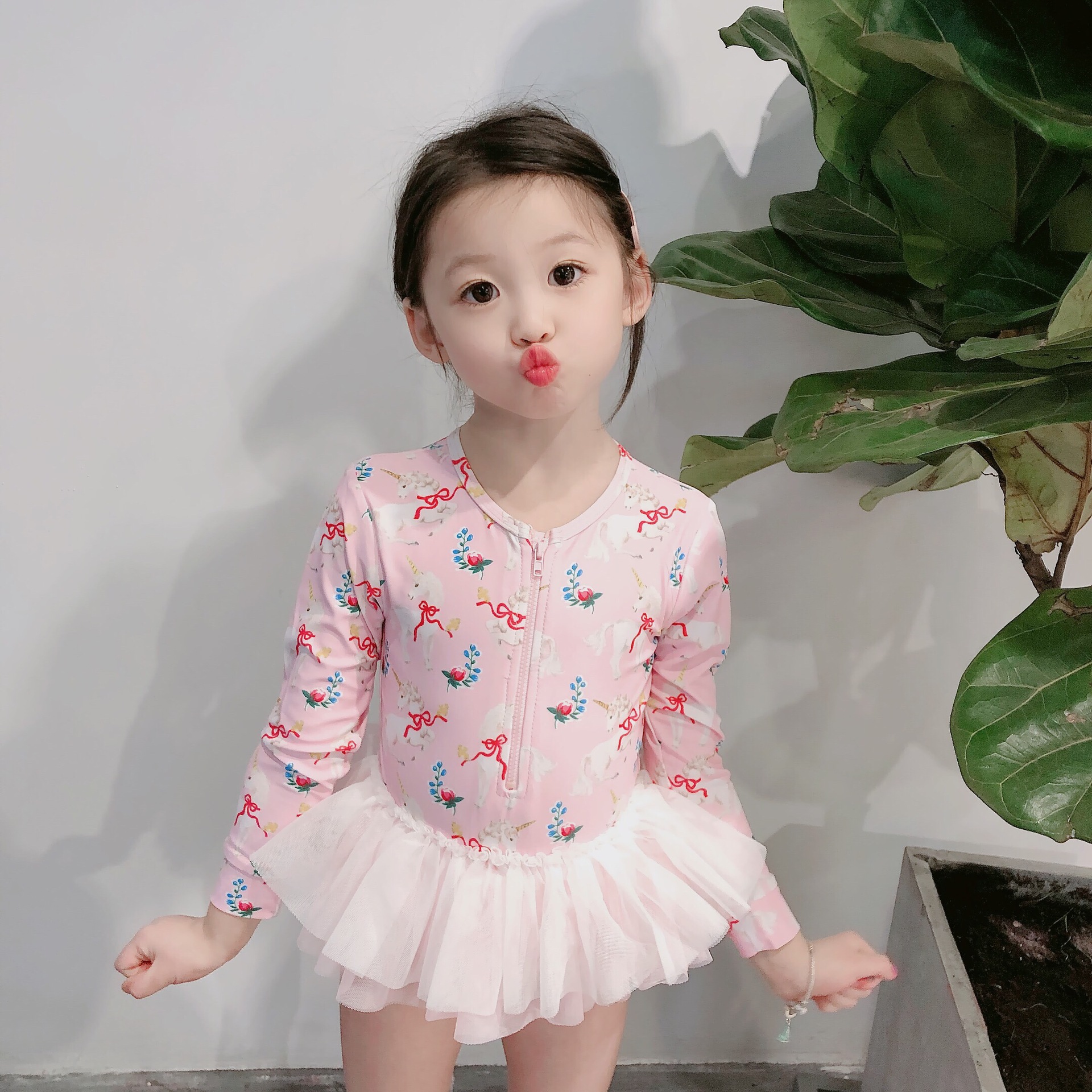 2022 new children's swimsuit female Unicorn cat long sleeve one-piece gauze skirt swimsuit a generation of hair
