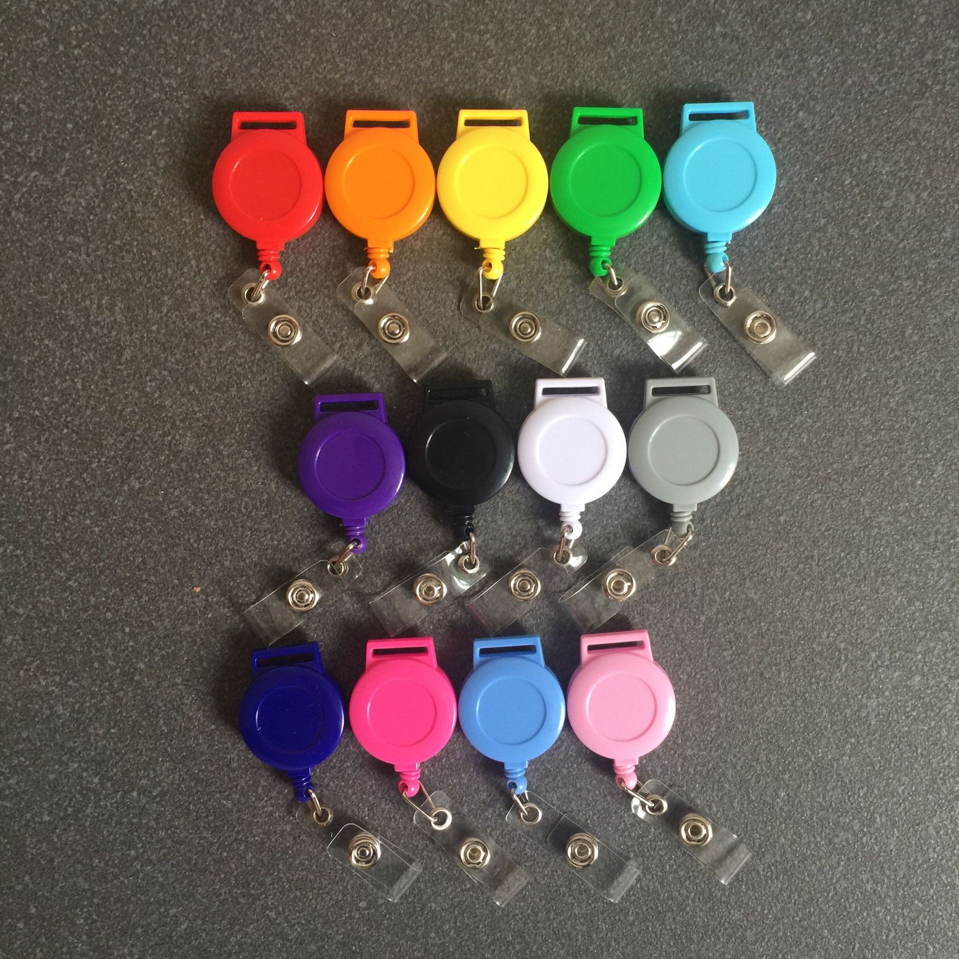 Manufacturers custom anti-Lost style ID buckle color easy pull buckle New retractable key chain ID chest buckle easy pull