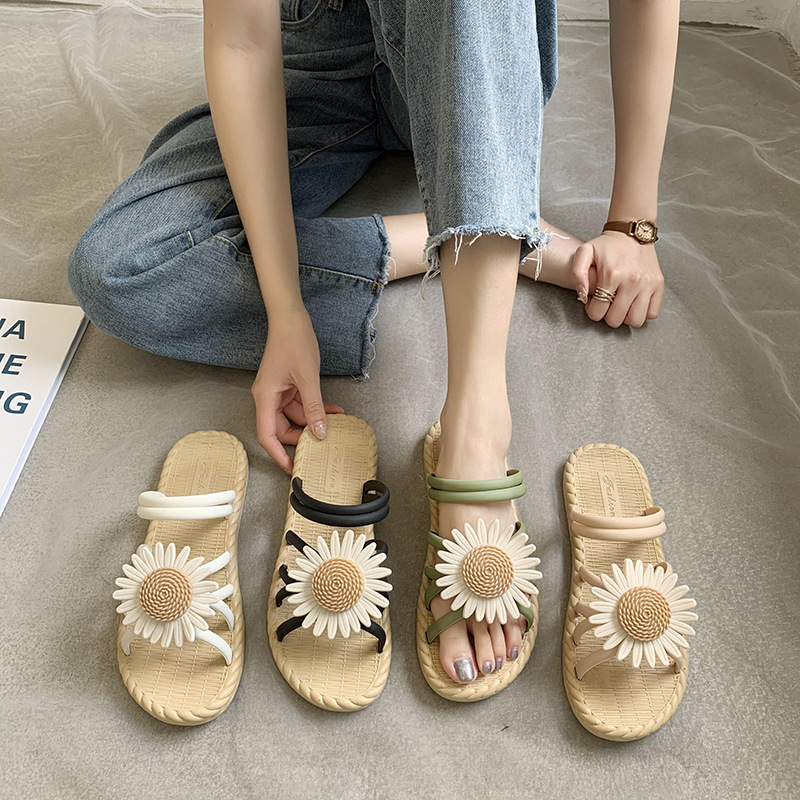 Sandals and Slippers Women's Summer New Arrival Chrysanthemum Slippers Fashionable All-Match Flat Internet Celebrity Instagram Style Roman Style Sandals