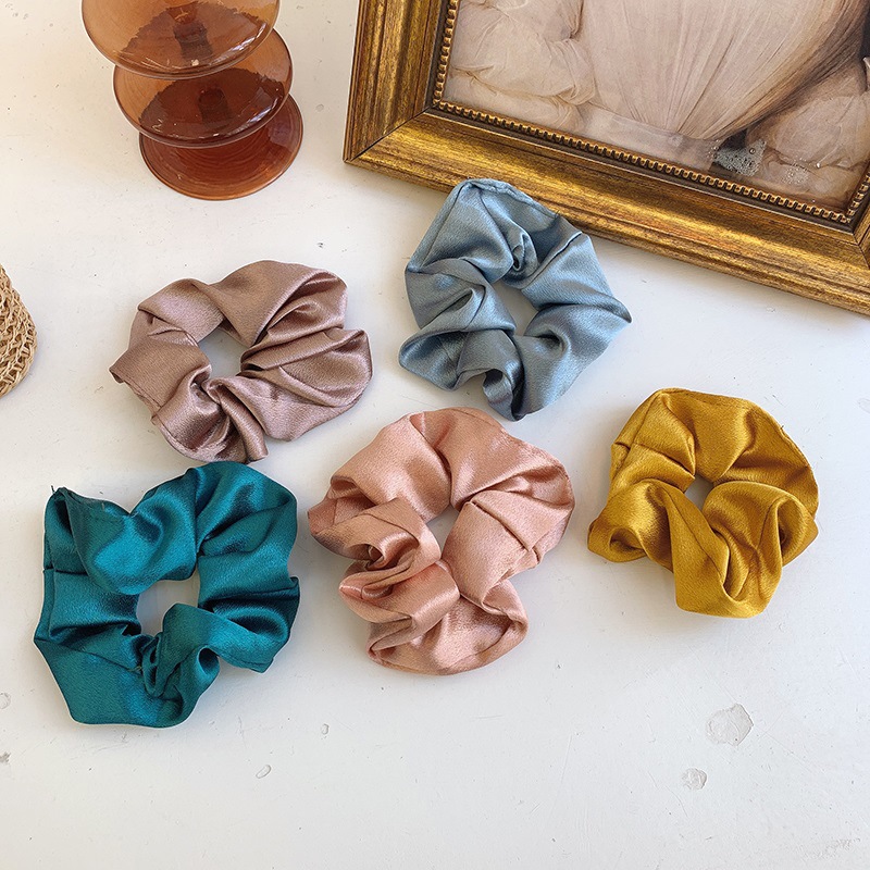 New solid color satin large intestine ring Korean simple pig large intestine hair ring adult temperament foreign trade fat intestine ring manufacturers