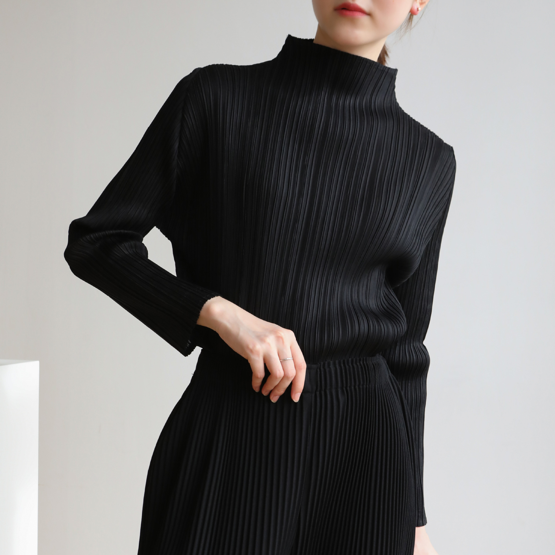 Popular Special Offer 2022 Autumn Spring ins Style High-end Pleated Lifetime High Neck Long Sleeve Slimming Large Size Casual Base Shirt