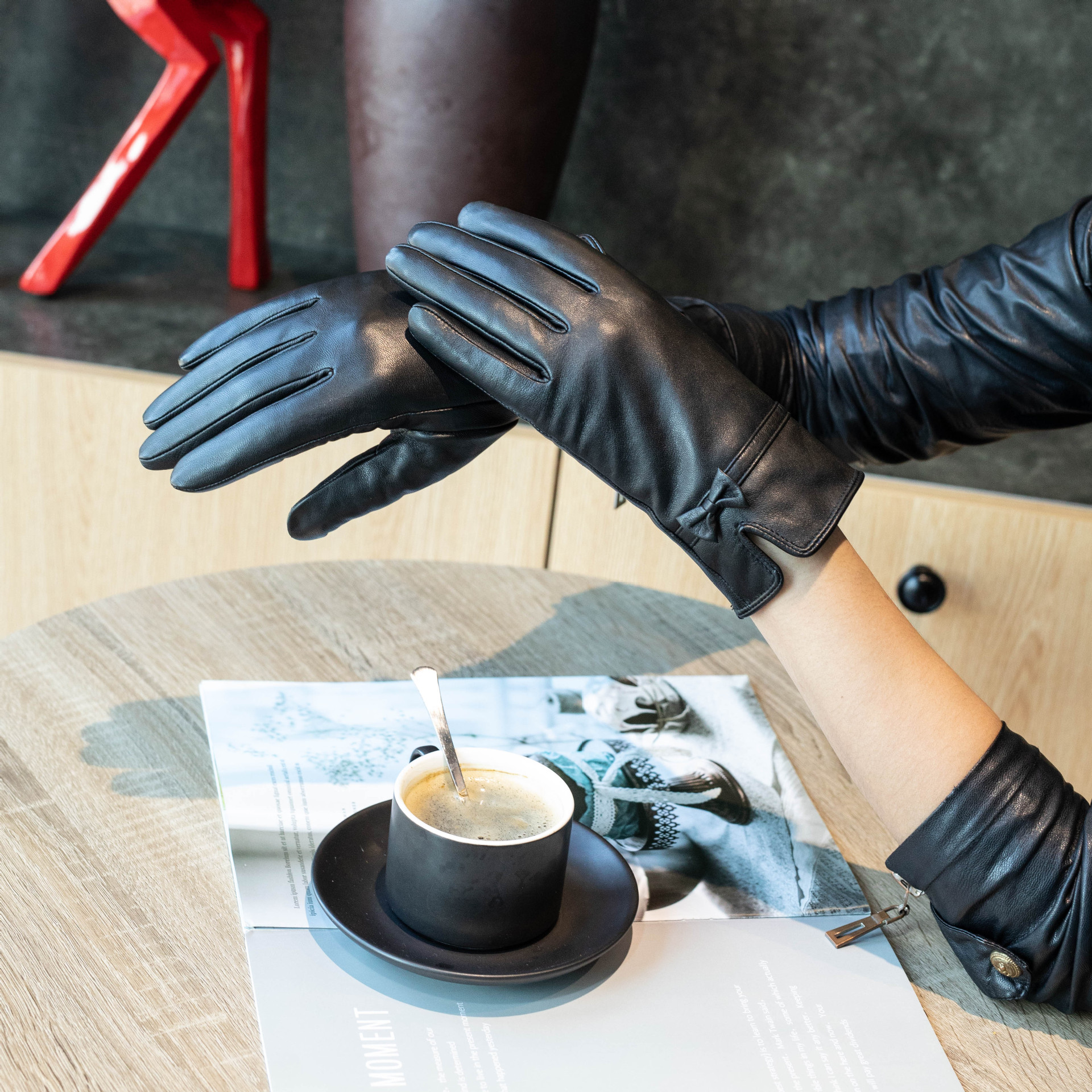 [Baoding Exhibition] Women's Leather Gloves Riding Sheepskin Gloves Winter Warm fleece-lined Touch Screen Leather Gloves