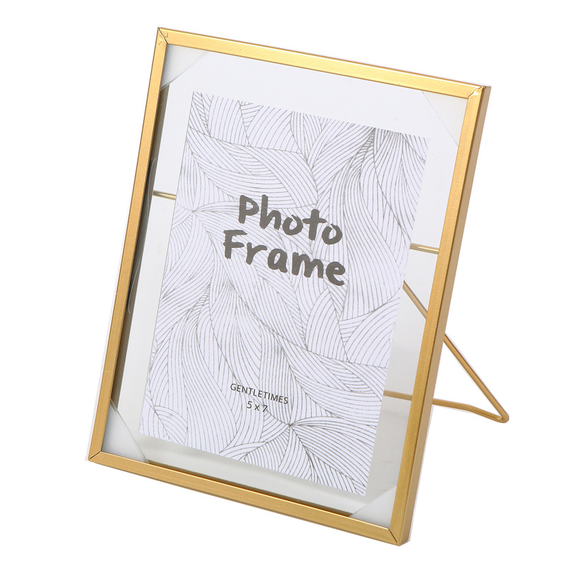 Wholesale desktop ornaments square mini photo frame 5678 inch transparent glass metal bracket photo frame table