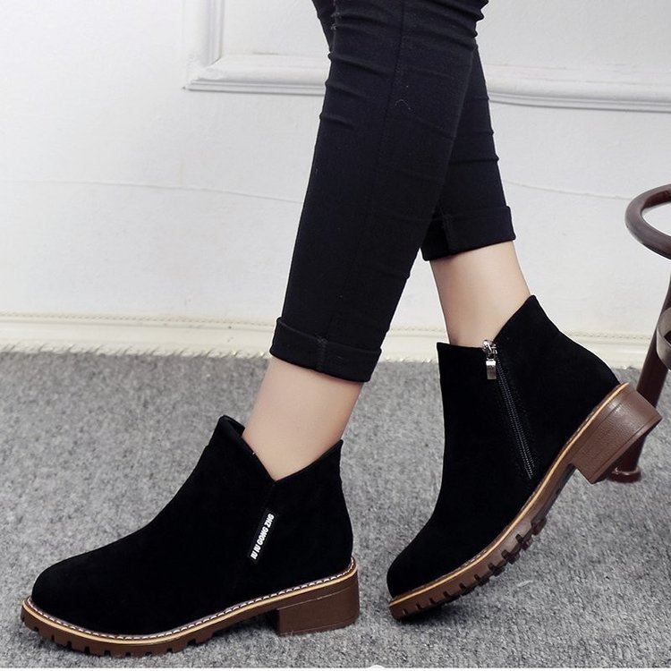 2024 Winter Boots Cotton Boots Women's Boots Low Heel Square Heel Foreign Trade Large Size Explosions 42boots Short Boots Martins Women's Shoes