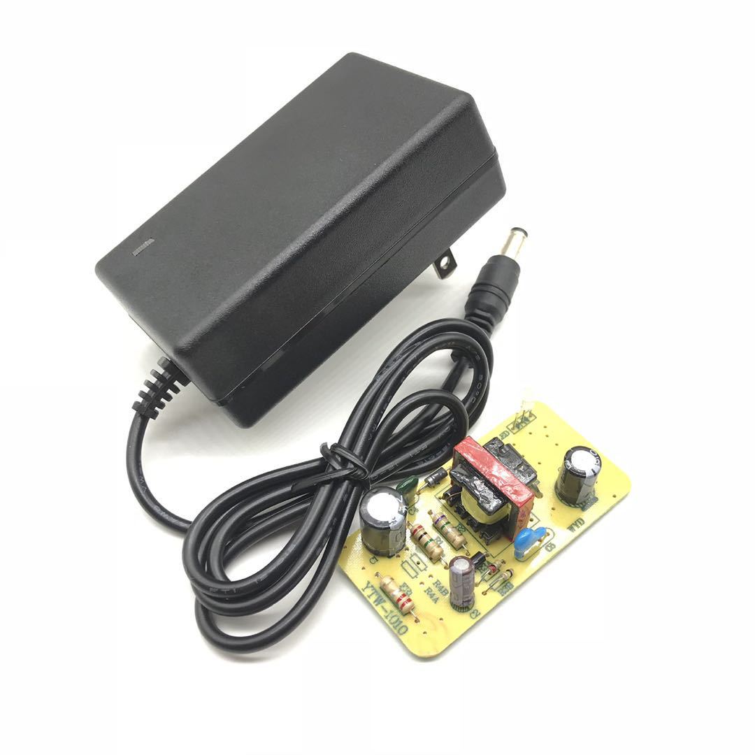 US 12.6V2A Lithium Battery Charger 21V1A 8.4v2a16.8v1a16.8v2a Charger European Standard