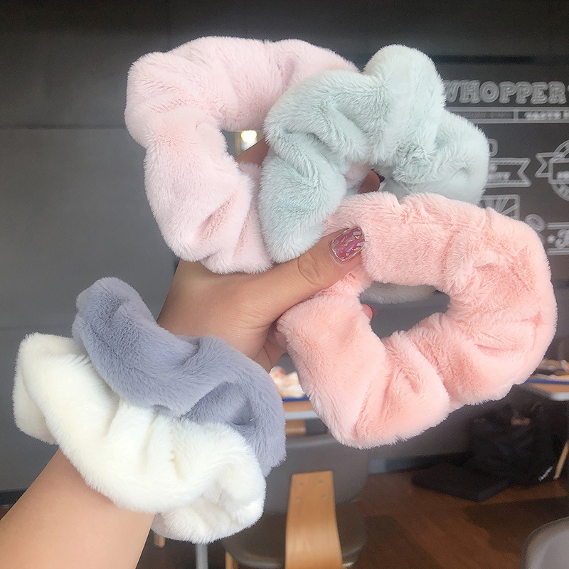 New plush large intestine ring Korean version of cream solid color autumn and winter plush fat intestine ring girl small fresh pig large intestine hair ring