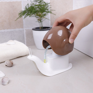 Snail shape hand sanitizer sub-bottled cosmetic lotion Shower Gel Shampoo empty bottle Lotion bottle 2M1682