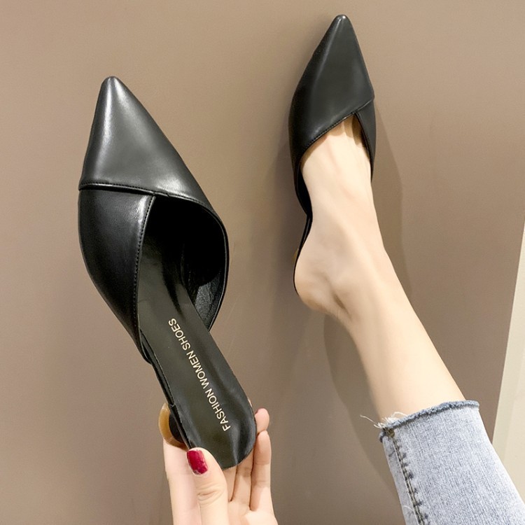 Baotou half slippers women 2020 new Korean fashion fitting room pointed low heel wine glass with sandals manufacturers wholesale