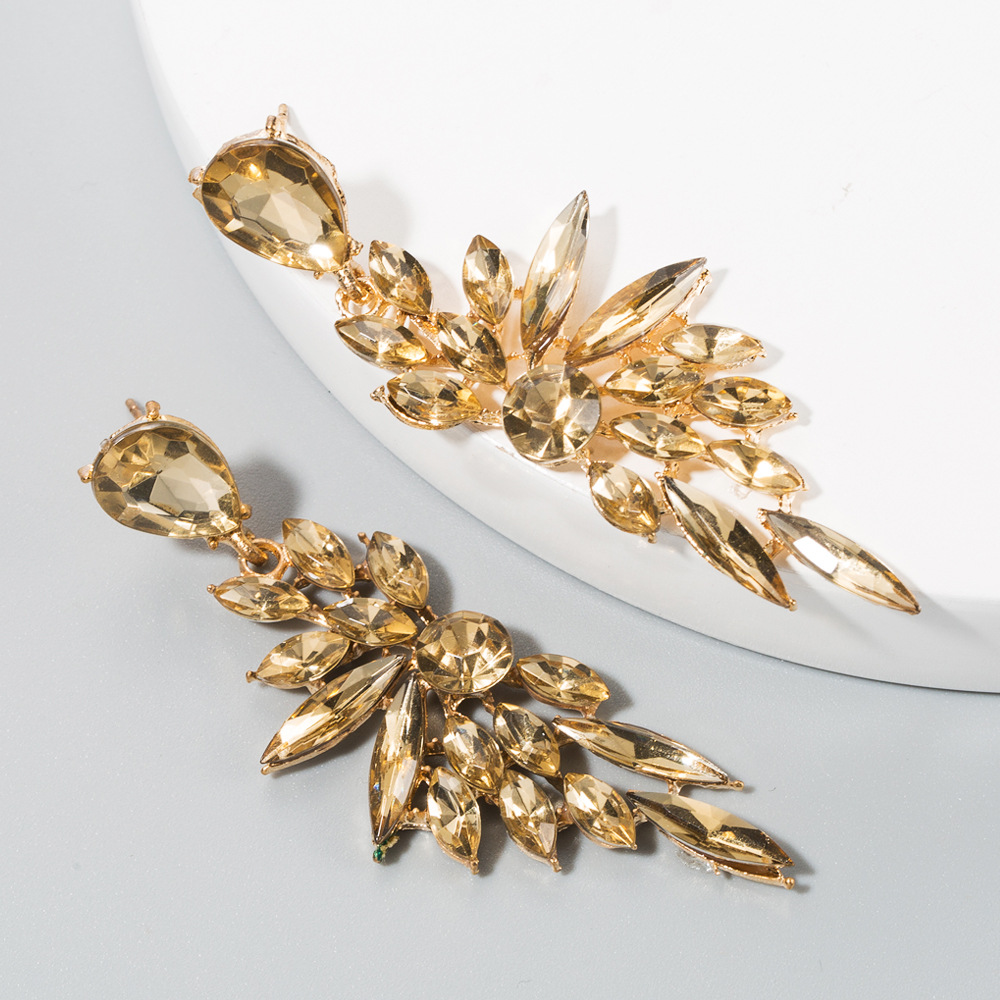 European and American Fashion Earrings Diamond-inlaid Shiny Long Wings Earrings Exaggerated Personality Dinner Party Elegant Earrings