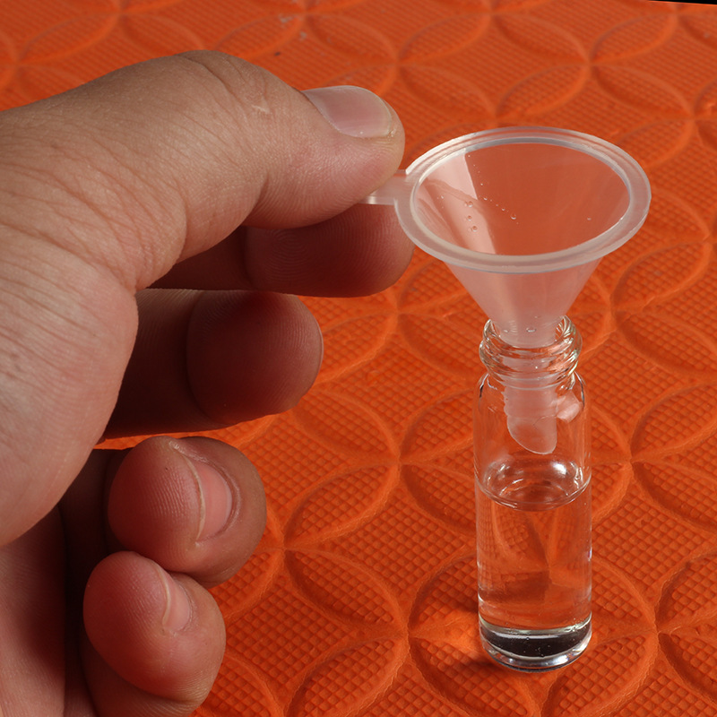 Portable simple perfume sub-packaging device Toner sample special sub-packaging gadget pump head sub-packaging artifact