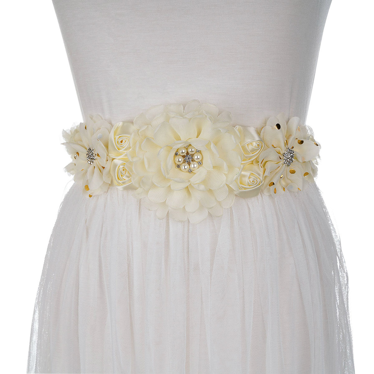 Mother-to-be baby party pregnant woman photo show rose flower belt baby shower mummy to be