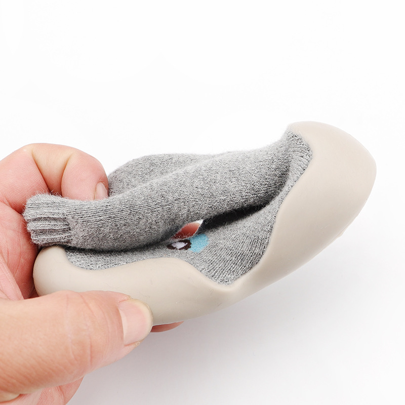 2023 Winter new children's Terry socks shoes thickened cartoon baby toddler shoes warm indoor floor socks shoes