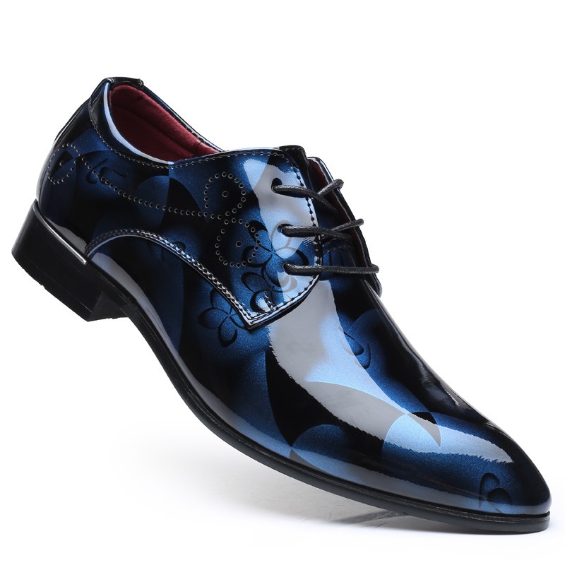 Men's 2023 Pointed Toe Large Size Foreign Trade Leather Shoes Bright Leather Fashion Business Dress New Wedding Shoes European and American Casual Leather Shoes