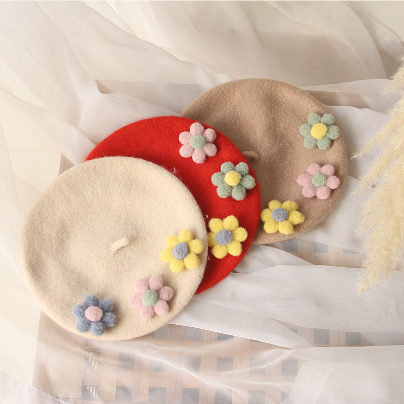 Korean Sweet Autumn and Winter Three-color Flower Children's Beret Girl's Travel Wool Baby Painter Hat