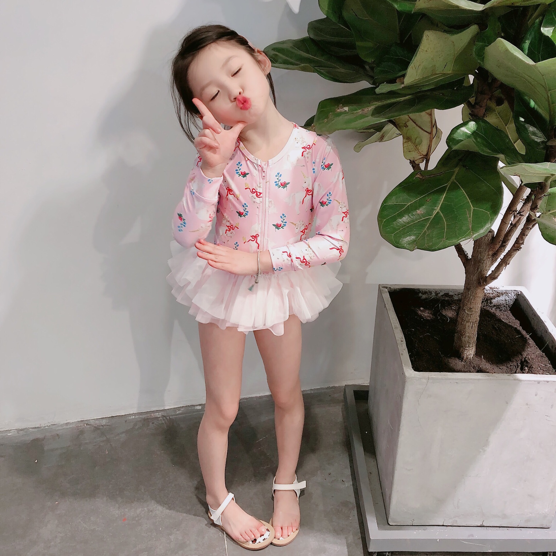 2022 new children's swimsuit female Unicorn cat long sleeve one-piece gauze skirt swimsuit a generation of hair