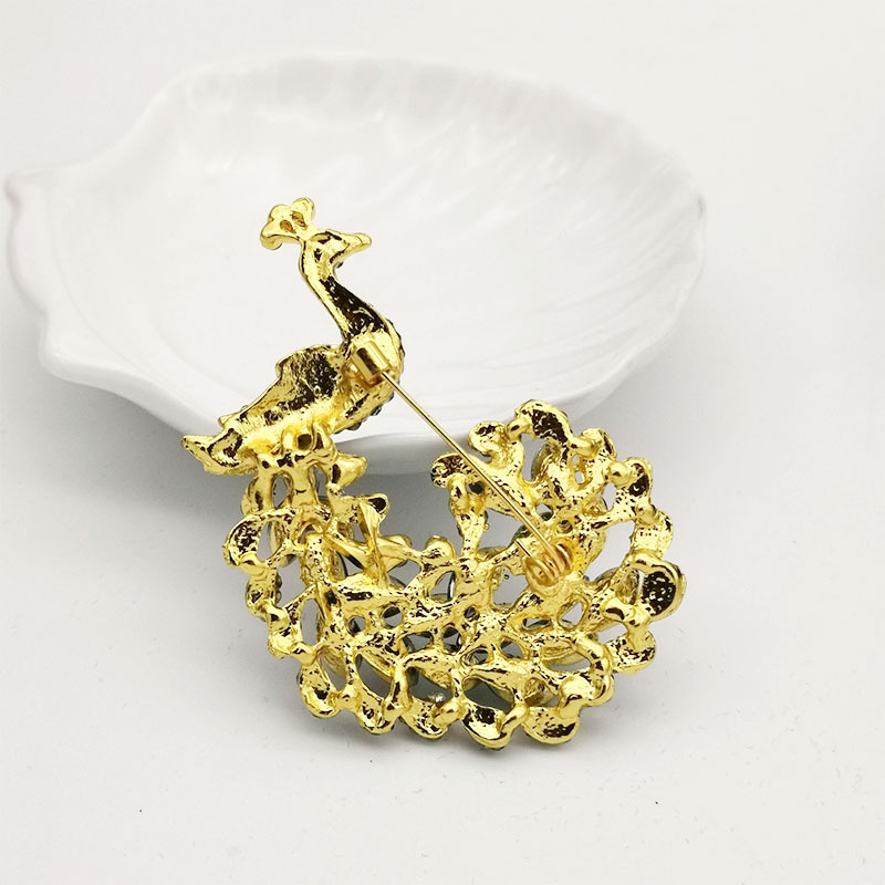 Peacock Brooch European and American Retro Fashion High-end Animal Corsage Cartoon Cute Pin Accessories Clothing Accessories