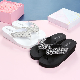 Slippers Women's Summer 2023 Breathable Pearl Sandals Outwear Fashionable eva Wedge Pinch Flip Flops for Beach Vacation