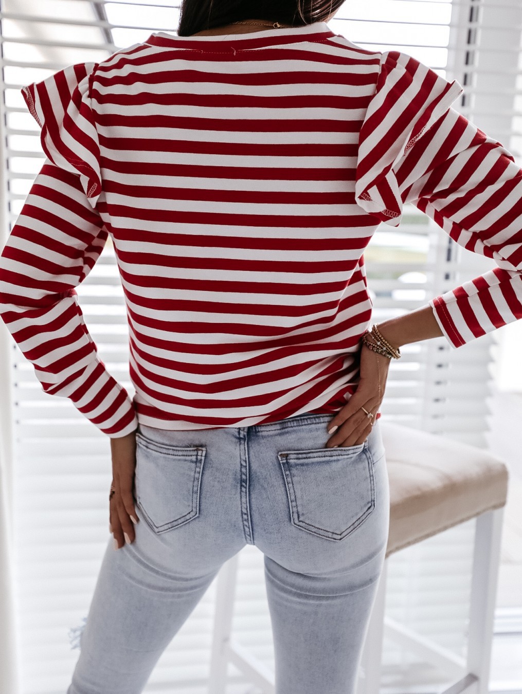 2020 autumn and winter European and American women's eBay Amazon wish explosions round neck long sleeve striped T-shirt MC2011
