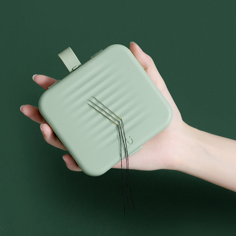 Magnetic sewing box suit household sewing thread storage bag student dormitory small hand sewing needle thread sewing tough tool