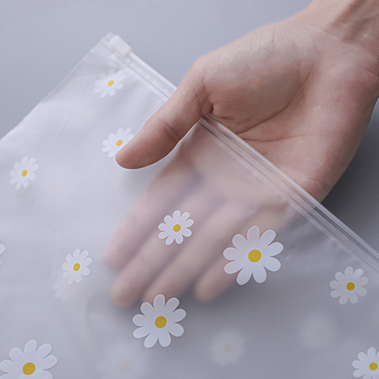 Clothing zipper bag small Daisy zipper bag T-shirt underwear storage bag small chrysanthemum frosted plastic packaging bag spot